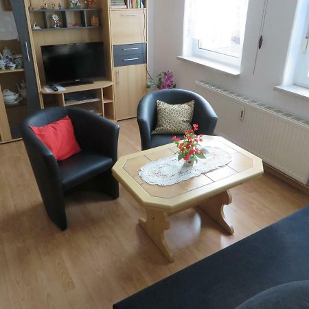 Ferienwohnung Zahn Oelsnitz  Buitenkant foto