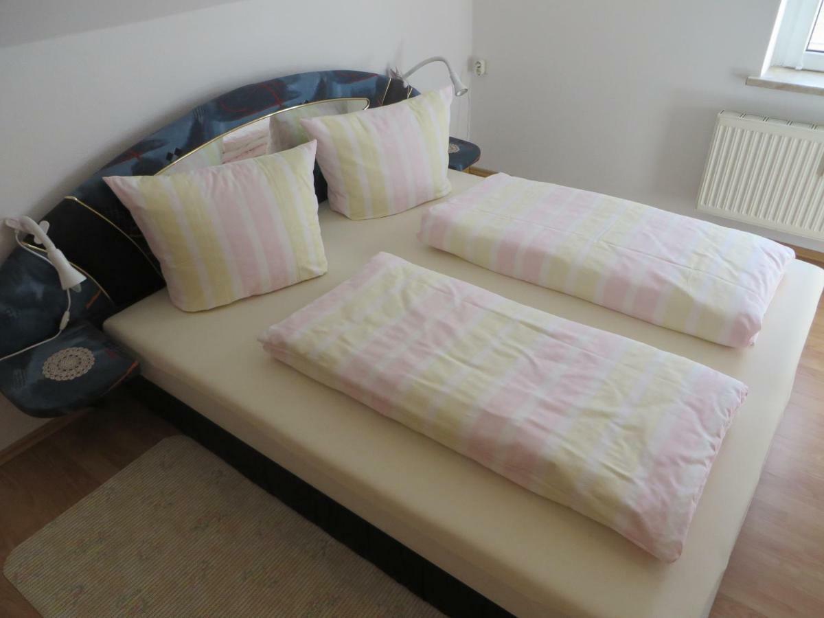 Ferienwohnung Zahn Oelsnitz  Buitenkant foto