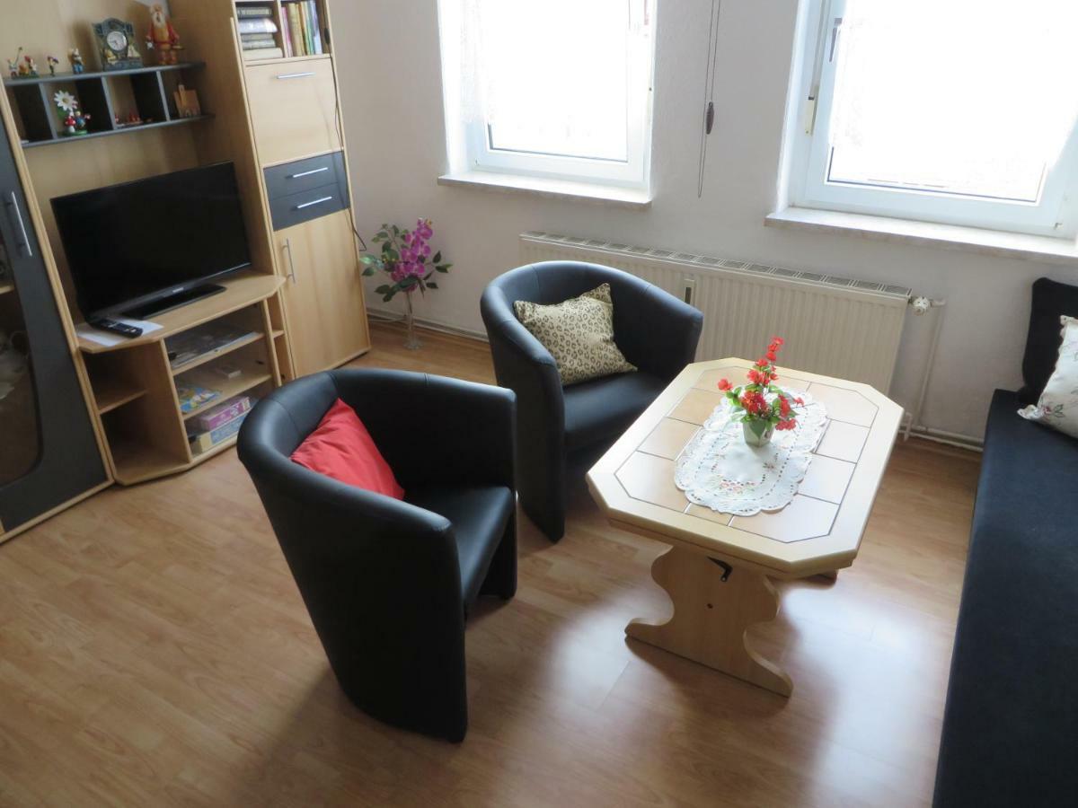 Ferienwohnung Zahn Oelsnitz  Buitenkant foto