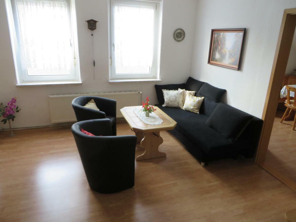 Ferienwohnung Zahn Oelsnitz  Buitenkant foto